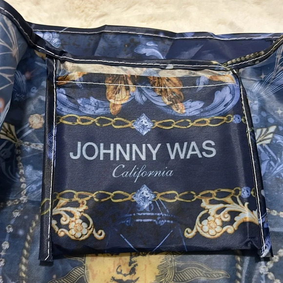 Johnny Was Nylon Tote. Lightweight - Picture 4 of 6